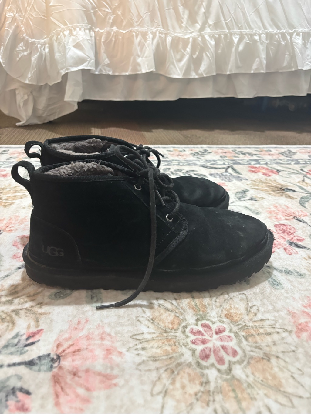 Ugg Men’s Black Suede Lace-Up Boots